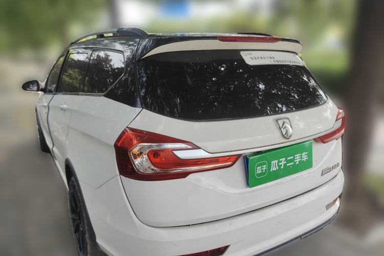 Used Baojun 310W 2017 1.5L Manual Fashion Edition China VI Rear Left 45 Deg