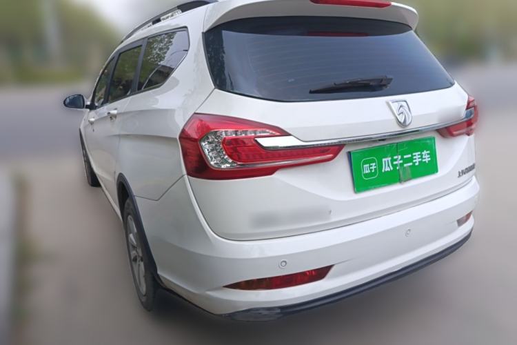 Used Baojun 310W 2017 1.5L Manual Fashion Model China V Rear Left 45 Deg
