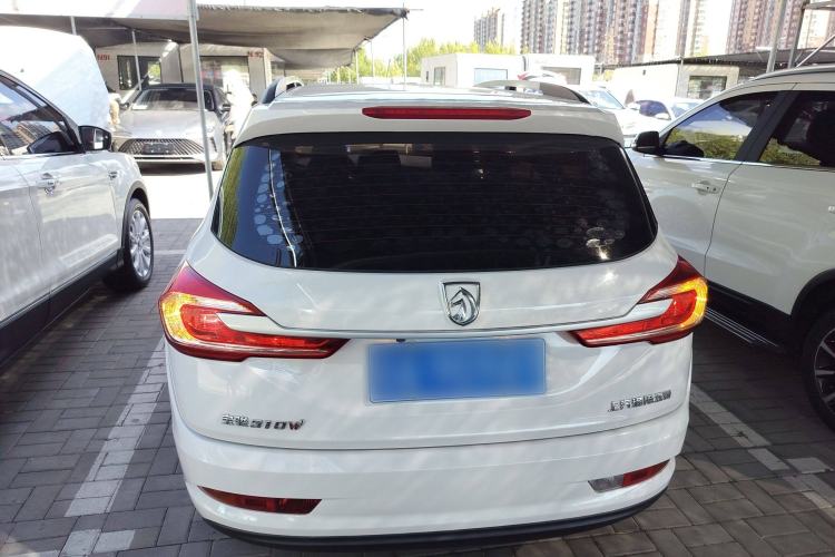 Used Baojun 310W 2017 1.5L Manual Comfort Version China V Rear