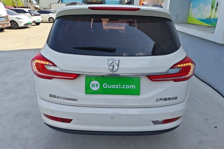 Used Baojun 310W 2017 1.5L Manual Fashion Model China V Rear