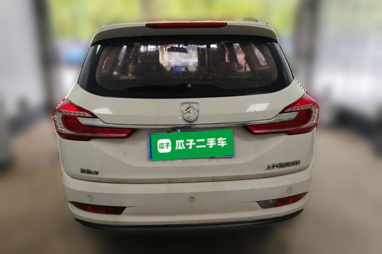 Used Baojun 310W 2017 1.5L Manual Fashion Model China V Rear
