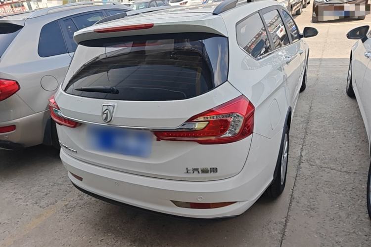 Used Baojun 310W 2017 1.5L Manual Fashion Model China V Rear