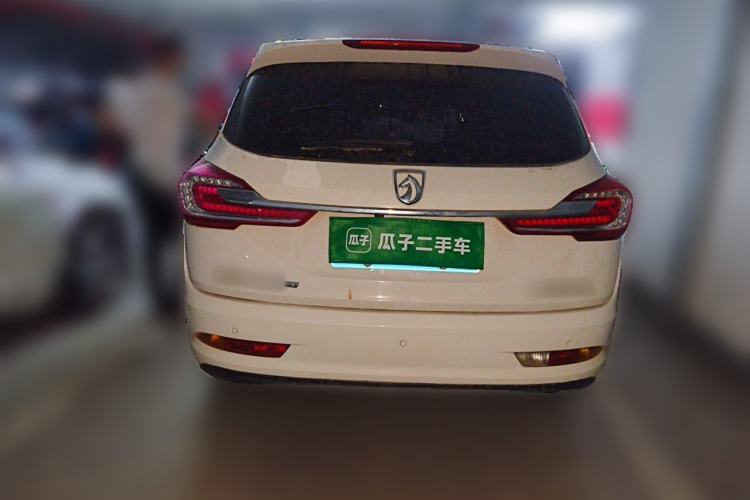 Used Baojun 310W 2017 1.5L Manual Fashion Model China V Rear