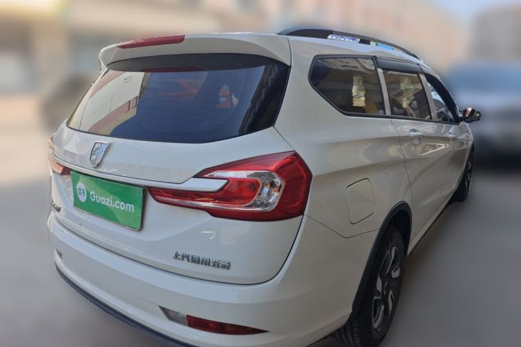 Used Baojun 310W 2017 1.5L Manual Comfort Version China VI Emission Standard Rear Right 45 Deg