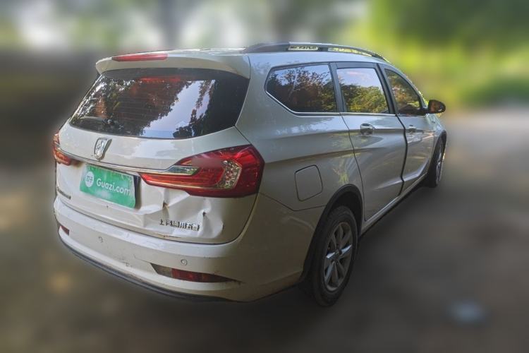 Used Baojun 310W 2017 1.5L Manual Fashion Edition China VI Rear Right 45 Deg