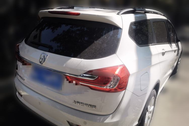 Used Baojun 310W 2017 1.5L Manual Fashion Model China V Rear Right 45 Deg