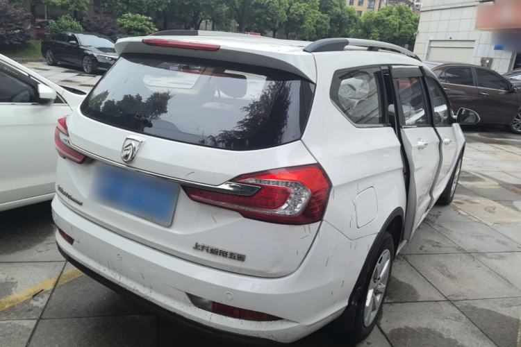 Used Baojun 310W 2017 1.5L Manual Fashion Model China V Rear Right 45 Deg