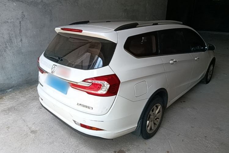 Used Baojun 310W 2017 1.5L Manual Fashion Model China V Rear Right 45 Deg