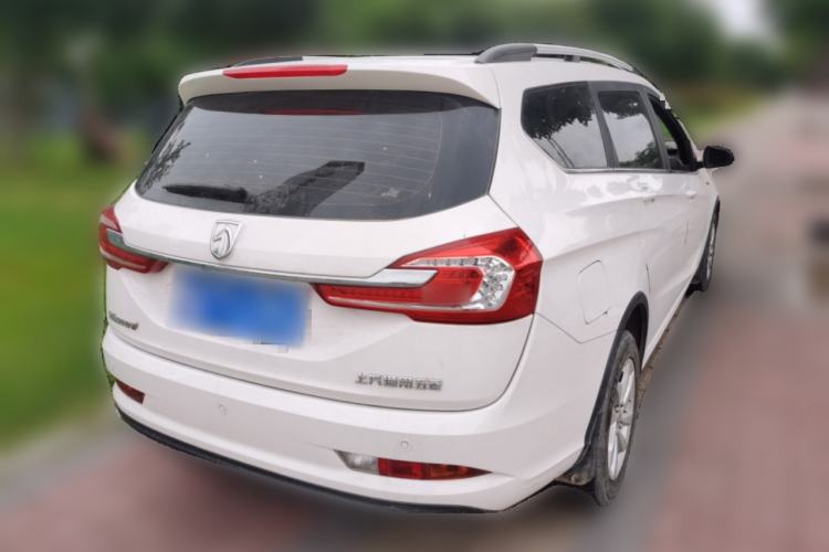 Used Baojun 310W 2017 1.5L Manual Fashion Model China V Rear Right 45 Deg