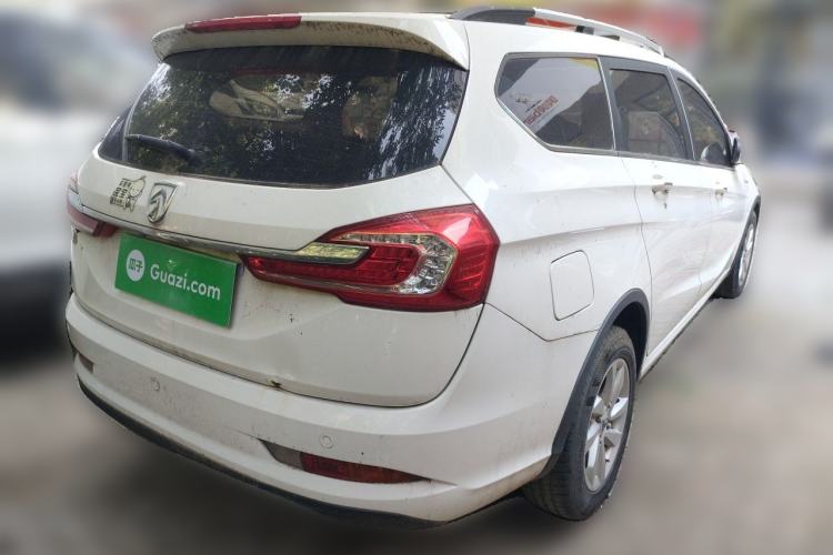 Used Baojun 310W 2017 1.5L Manual Fashion Model China V Rear Right 45 Deg