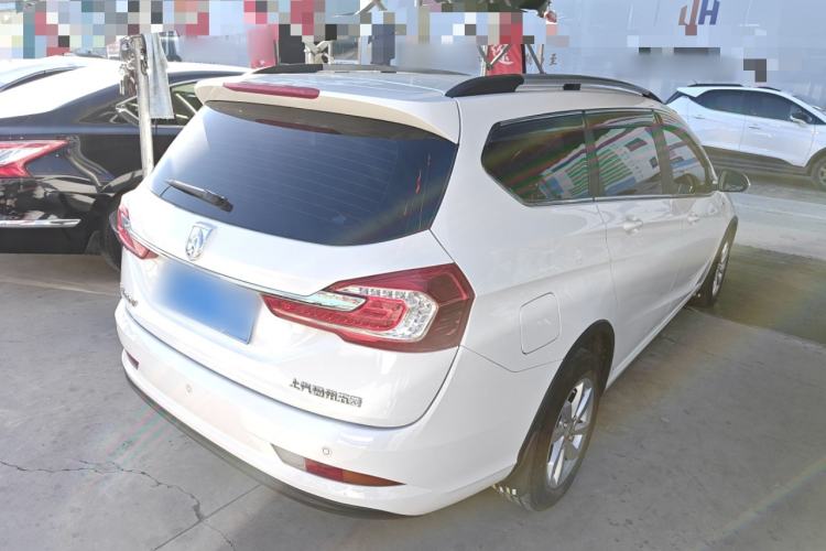 Used Baojun 310W 2017 1.5L Manual Fashion Model China V Rear Right 45 Deg
