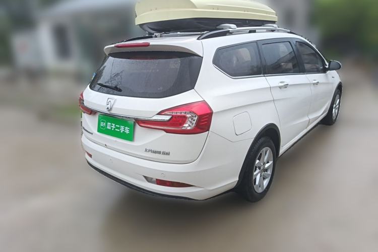 Used Baojun 310W 2017 1.5L Manual Fashion Model China V Rear Right 45 Deg
