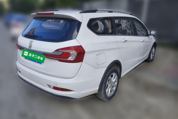 Used Baojun 310W 2017 1.5L Manual Fashion Model China V Rear Right 45 Deg