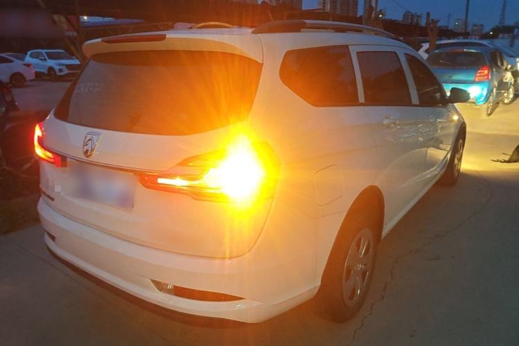 Used Baojun 310W 2017 1.5L Manual Comfort Version China V Rear Right 45 Deg