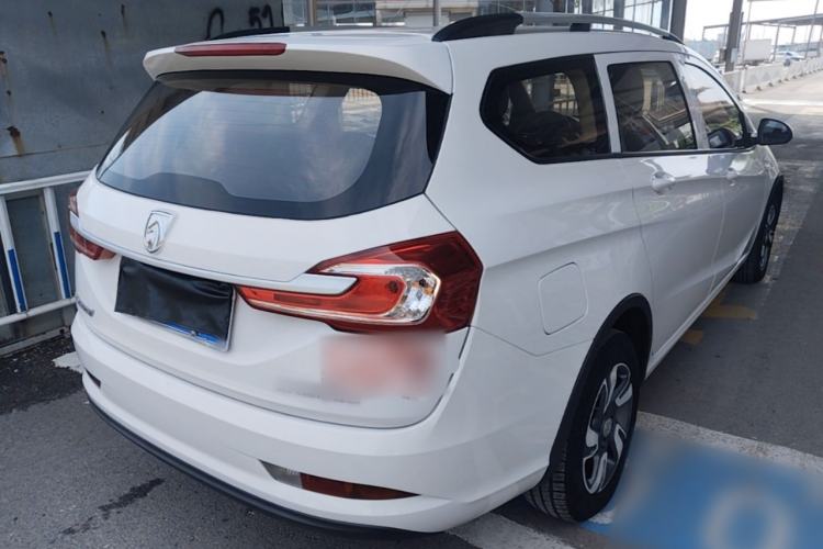Used Baojun 310W 2017 1.5L Manual Comfort Version China VI Emission Standard Rear Right 45 Deg