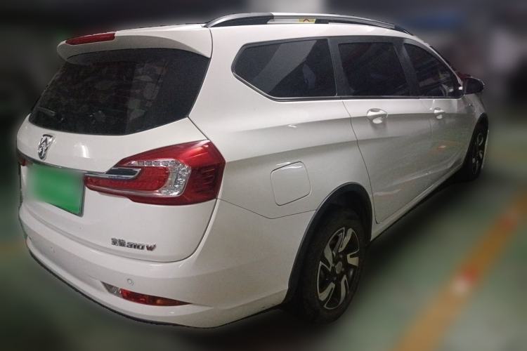 Used Baojun 310W 2017 1.5L Manual Fashion Edition China VI Rear Right 45 Deg