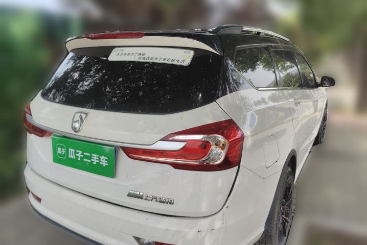 Used Baojun 310W 2017 1.5L Manual Fashion Edition China VI Rear Right 45 Deg