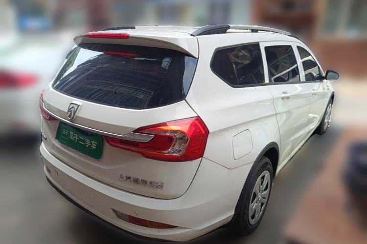 Used Baojun 310W 2017 1.5L Manual Comfort Version China VI Emission Standard Rear Right 45 Deg