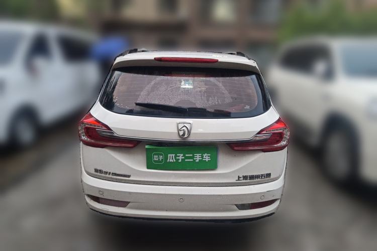 Used Baojun 310W 2017 1.5L Manual Fashion Model China V Rear