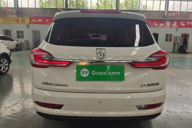 Used Baojun 310W 2017 1.5L Manual Fashion Model China V Rear