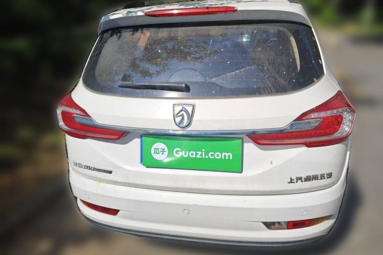 Used Baojun 310W 2017 1.5L Manual Fashion Model China V Rear