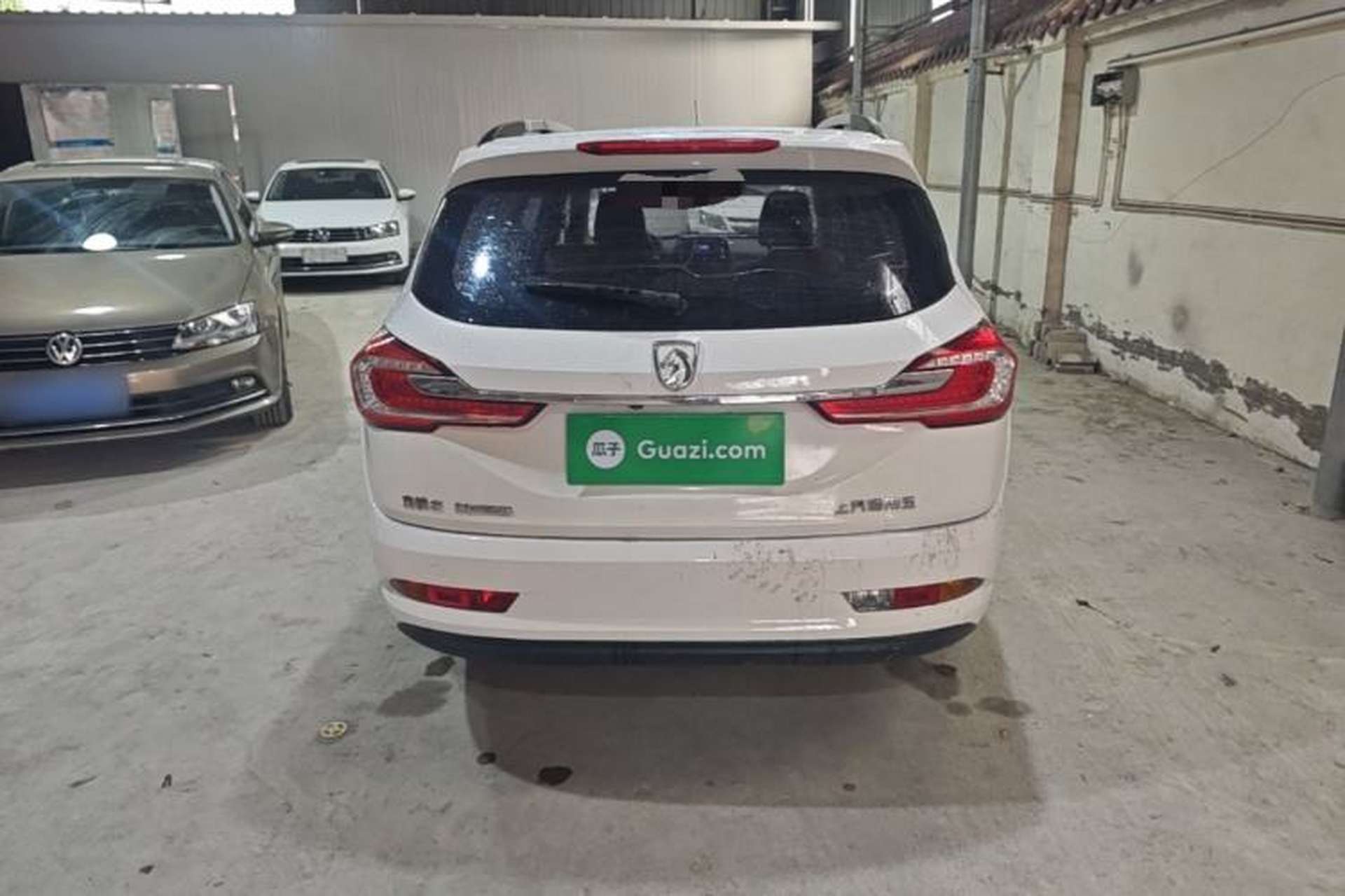Used Baojun 310W 2017 1.5L Manual Fashion Model China V Rear