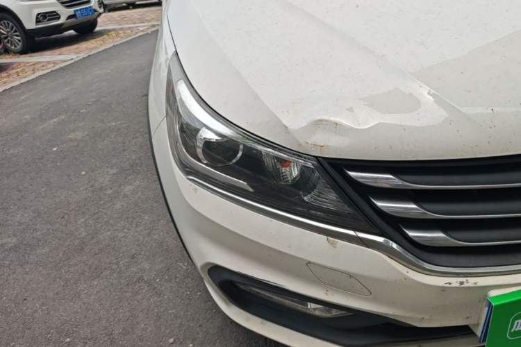 Used Baojun 310W 2017 1.5L Manual Luxury Version China VI Right Front Headlight