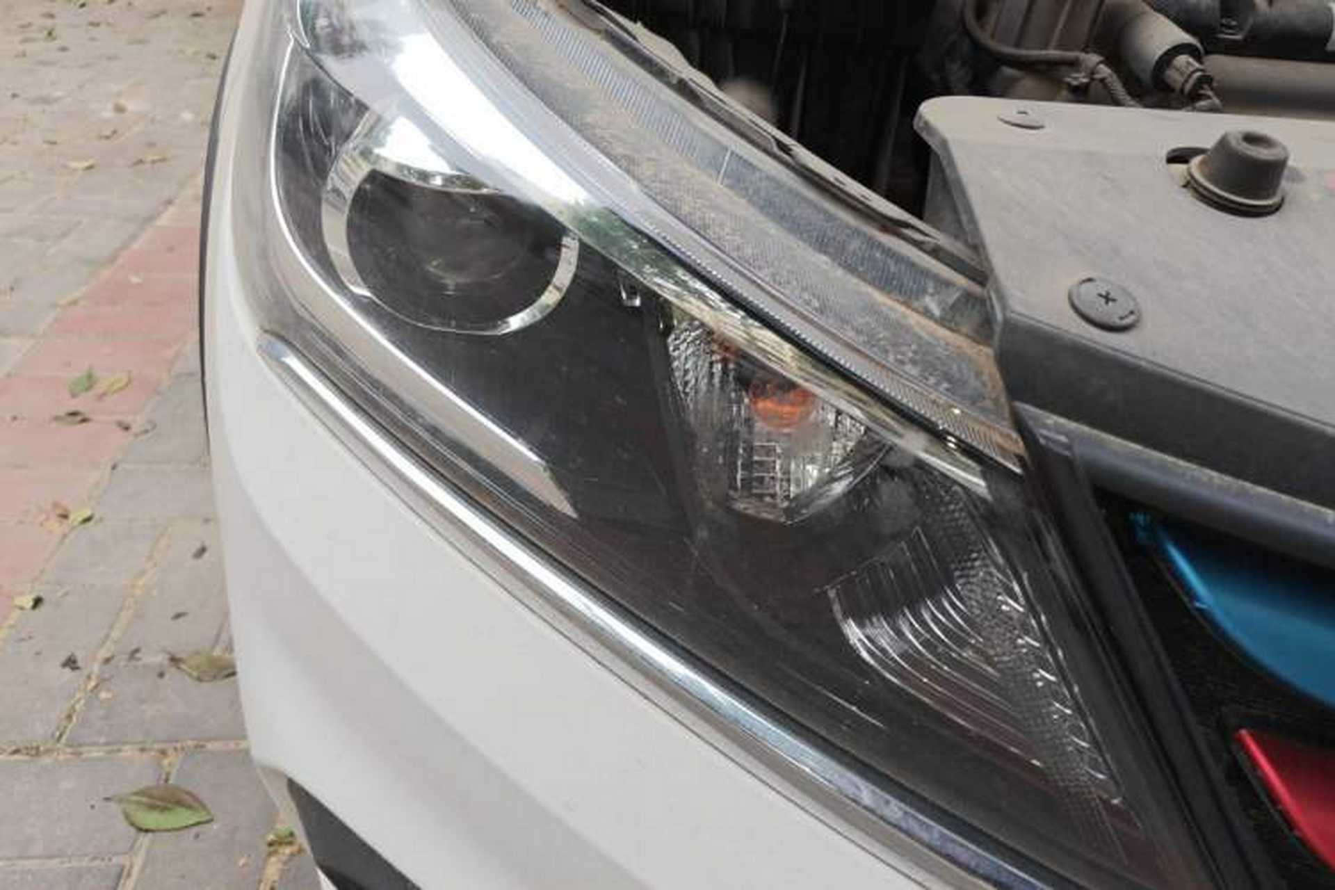 Used Baojun 310W 2017 1.5L Manual Fashion Model China V Right Front Headlight