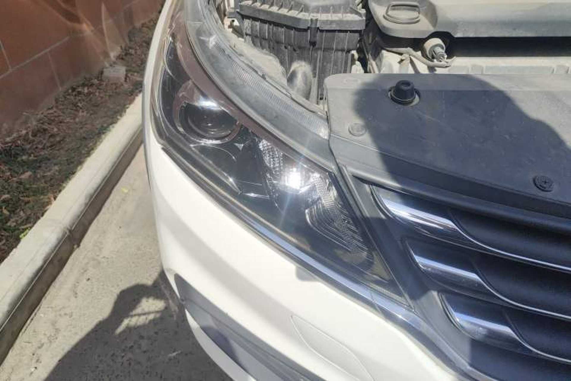Used Baojun 310W 2017 1.5L Manual Luxury Edition China V Right Front Headlight