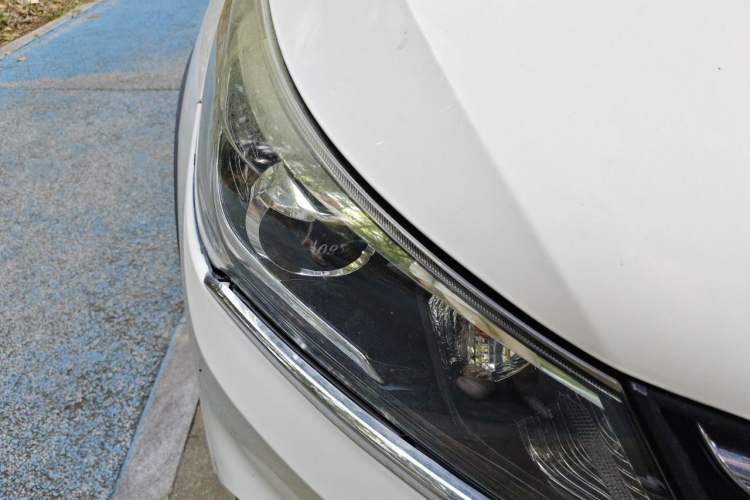 Used Baojun 310W 2017 1.5L Manual Luxury Edition China V Right Front Headlight