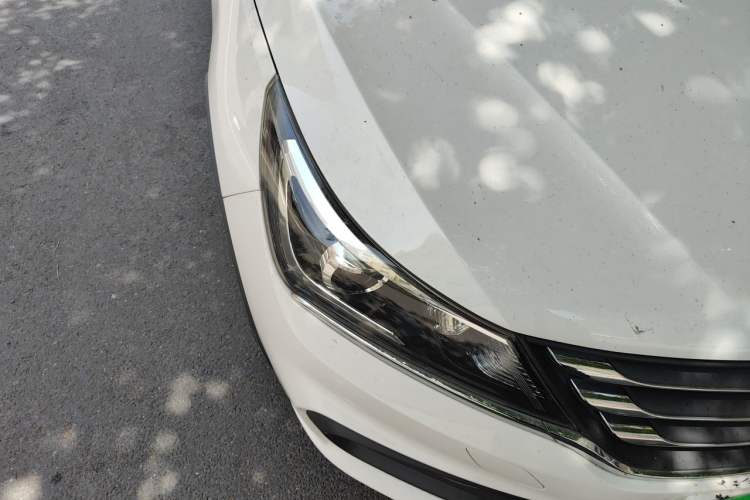 Used Baojun 310W 2017 1.5L Manual Fashion Edition China VI Right Front Headlight