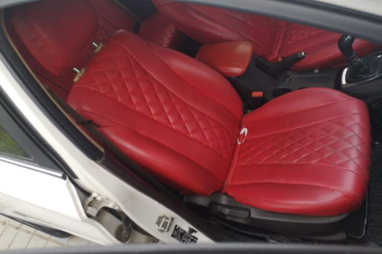 Used Baojun 310W 2017 1.5L Manual Fashion Model China V Right Front Seat
