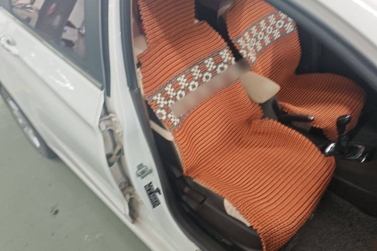 Used Baojun 310W 2017 1.5L Manual Fashion Model China V Right Front Seat