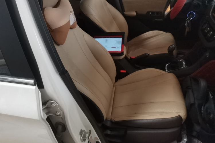 Used Baojun 310W 2017 1.5L Manual Fashion Edition China VI Right Front Seat