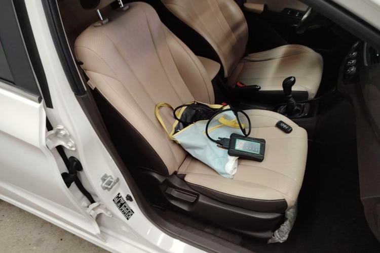Used Baojun 310W 2017 1.5L Manual Luxury Edition China V Right Front Seat
