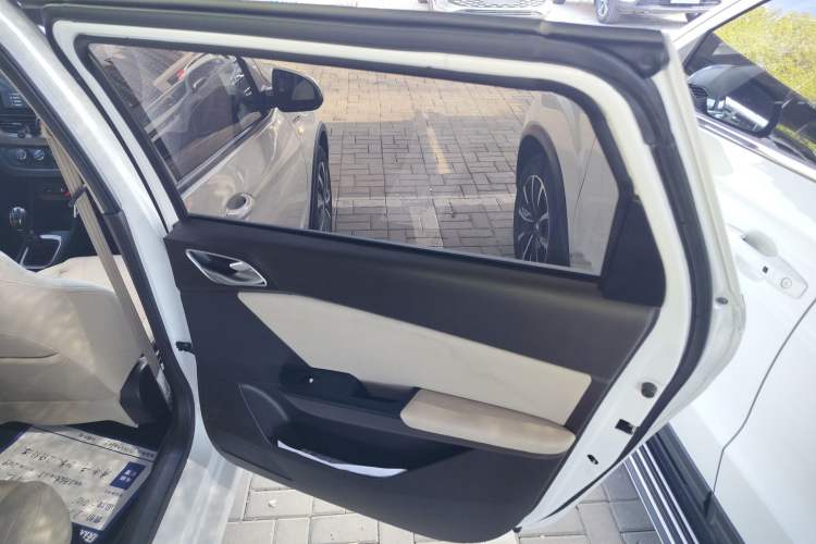 Used Baojun 310W 2017 1.5L Manual Comfort Version China V Right Rear Door Interior