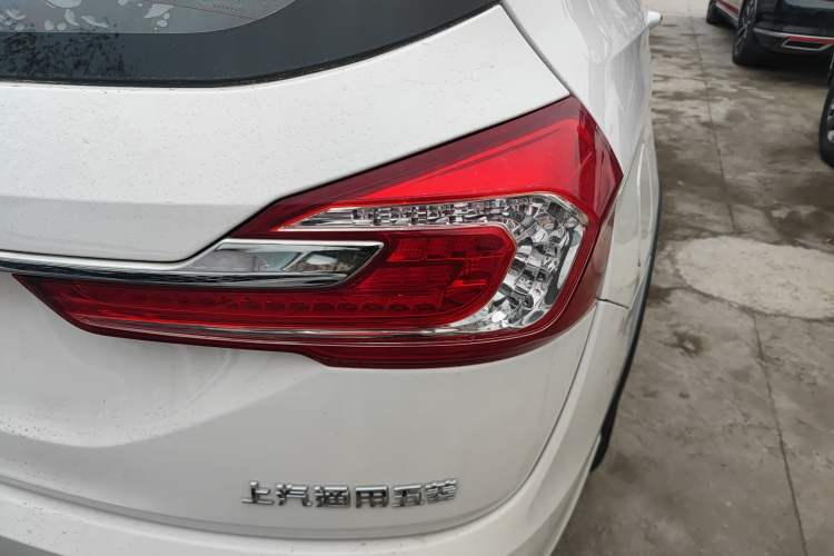 Used Baojun 310W 2017 1.5L Manual Fashion Model China V Right Rear Taillight