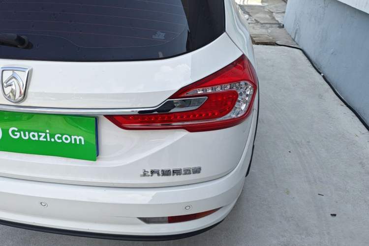 Used Baojun 310W 2017 1.5L Manual Fashion Model China V Right Rear Taillight