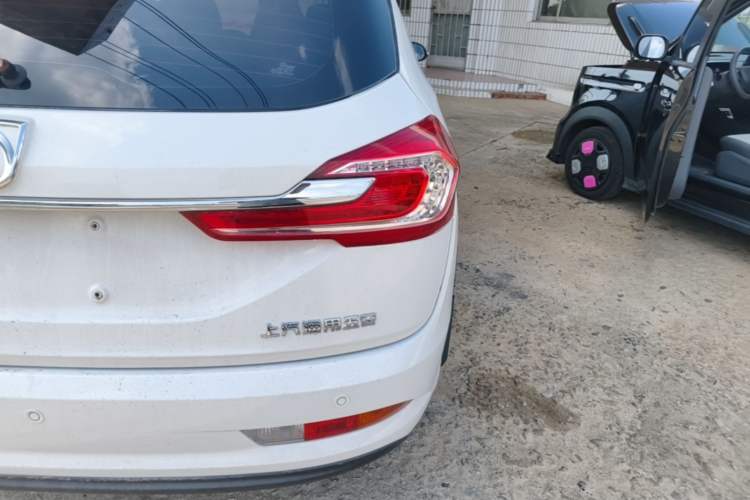 Used Baojun 310W 2017 1.5L Manual Fashion Model China V Right Rear Taillight
