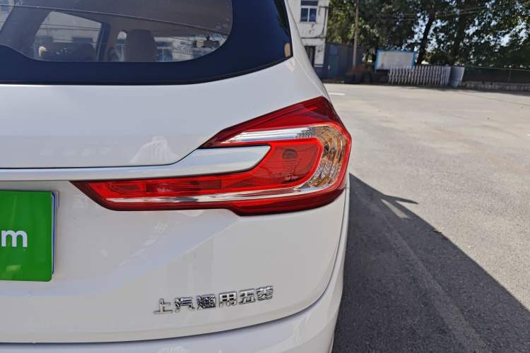 Used Baojun 310W 2017 1.5L Manual Comfort Version China V Right Rear Taillight