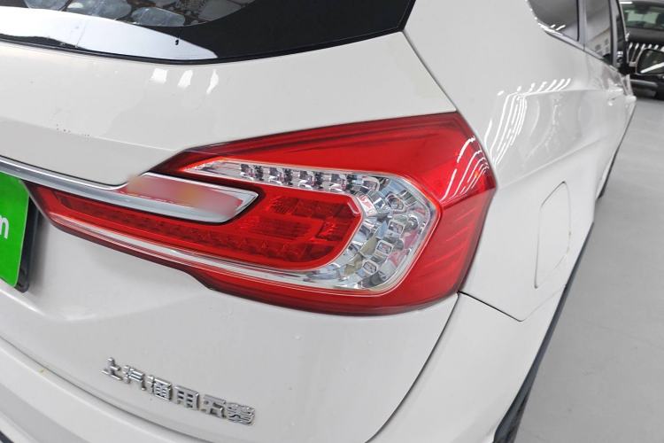 Used Baojun 310W 2017 1.5L Manual Fashion Edition China VI Right Rear Taillight
