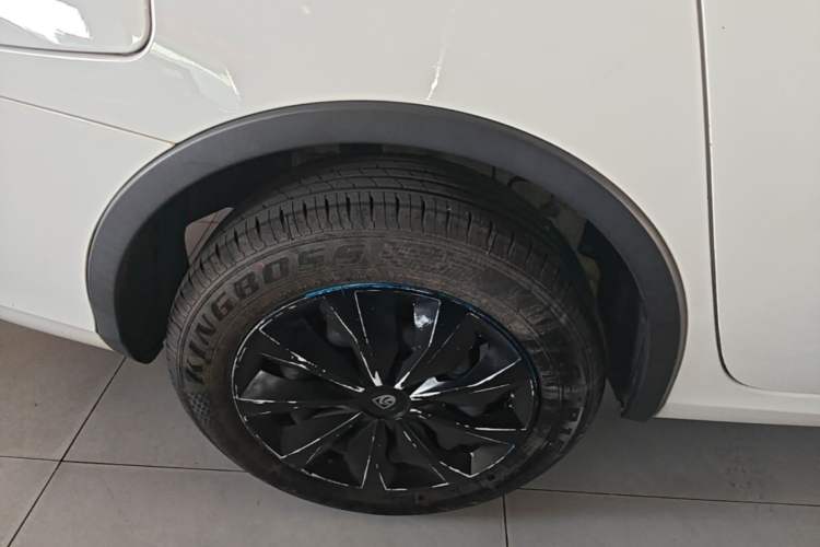 Used Baojun 310W 2017 1.5L Manual Comfort Version China V Right Rear Wheel Hub