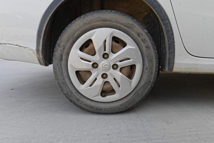 Used Baojun 310W 2017 1.5L Manual Comfort Version China V Right Rear Wheel Hub