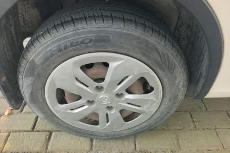 Used Baojun 310W 2017 1.5L Manual Comfort Version China V Right Rear Wheel Hub
