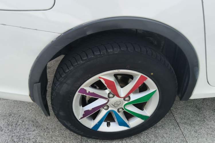 Used Baojun 310W 2017 1.5L Manual Fashion Model China V Right Rear Wheel Hub
