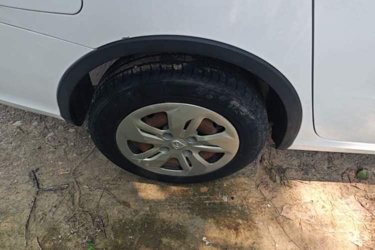Used Baojun 310W 2017 1.5L Manual Comfort Version China V Right Rear Wheel Hub