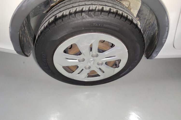Used Baojun 310W 2017 1.5L Manual Comfort Version China V Right Rear Wheel Hub