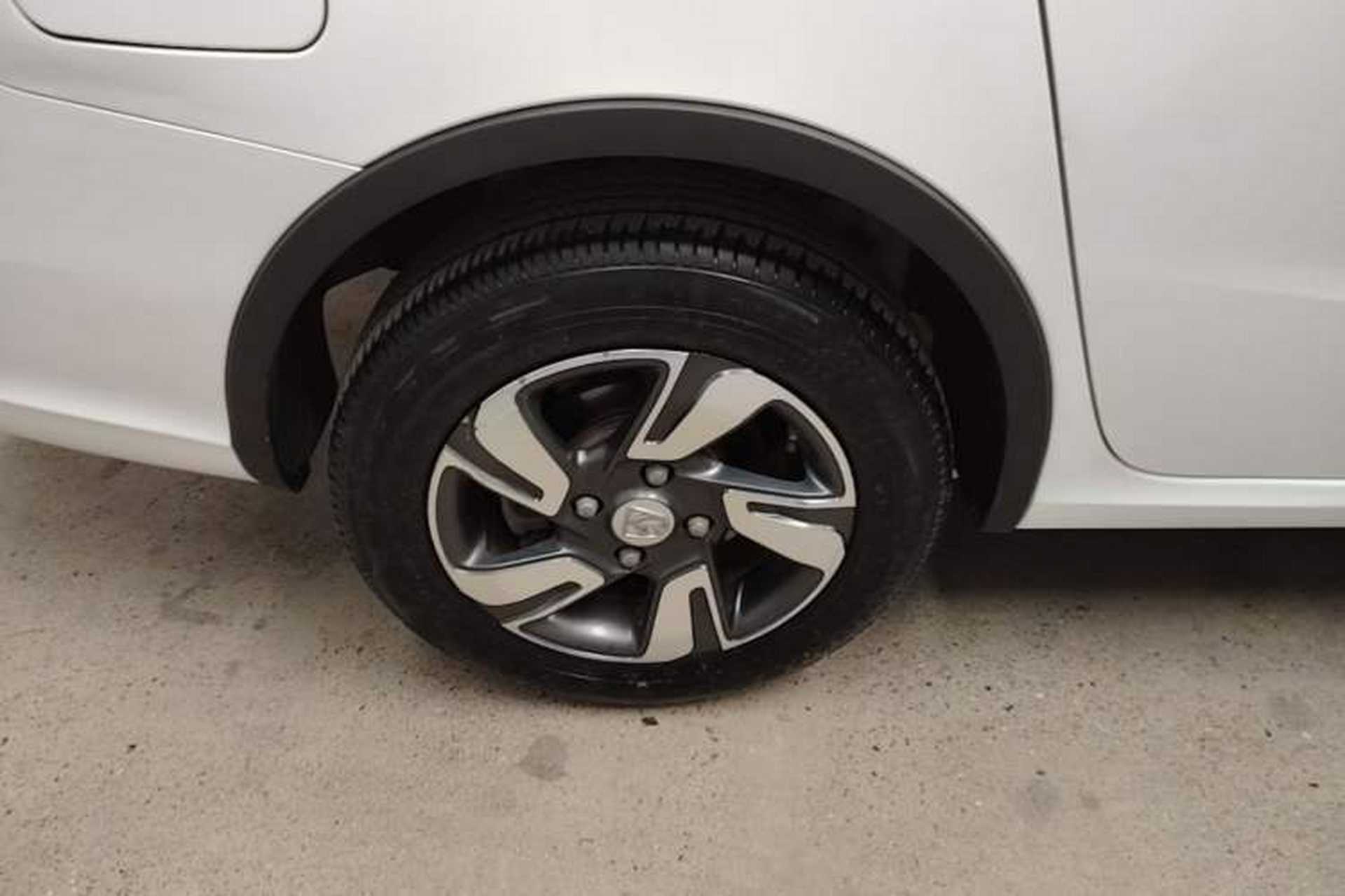 Used Baojun 310W 2017 1.5L Manual Luxury Edition China V Right Rear Wheel Hub