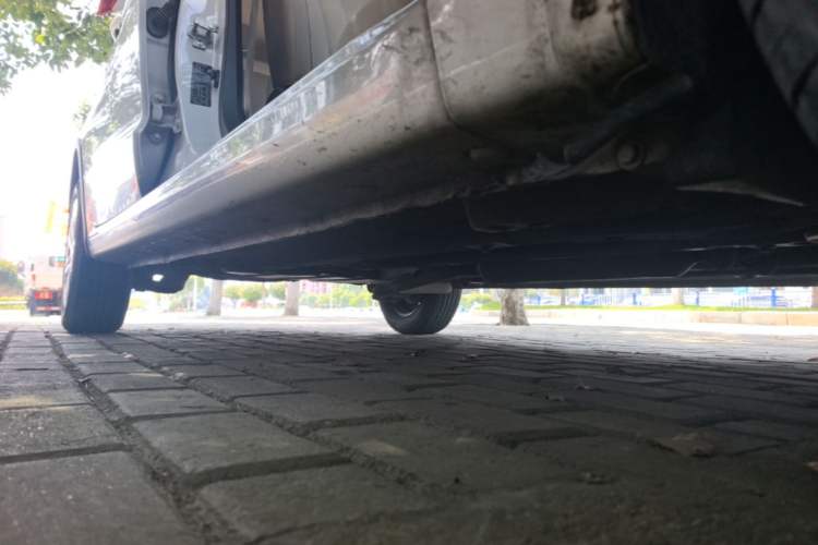 Used Baojun 310W 2017 1.5L Manual Comfort Version China V Right Side Sill