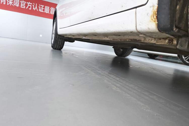 Used Baojun 310W 2017 1.5L Manual Fashion Edition China VI Right Side Sill